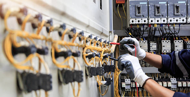 Professional Electrician technician working in Laurel, MT